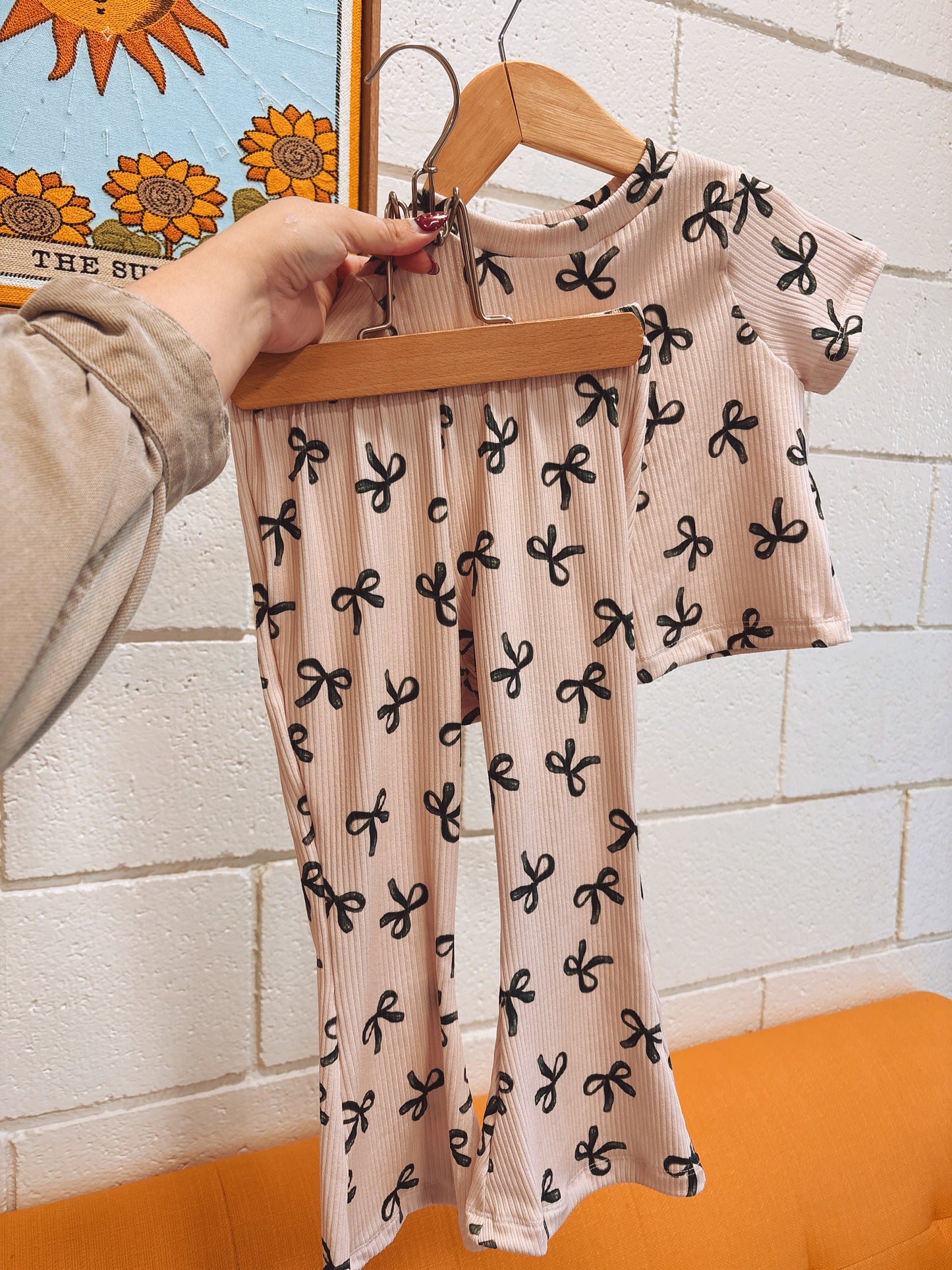 DAINTY BOWS OG TOP + FLARES SET