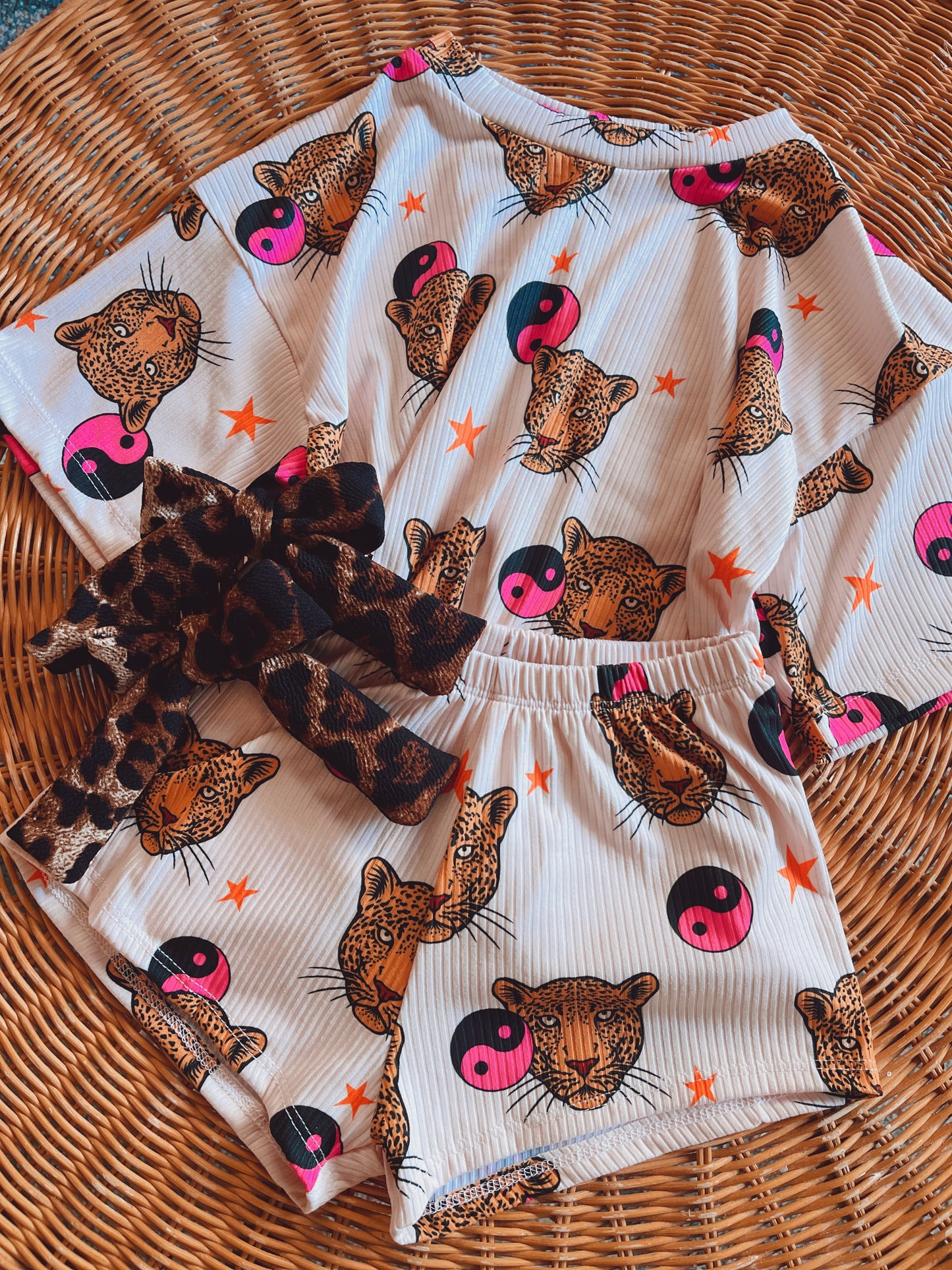 SUNNY SPOTS BOXY + SHORTS SET