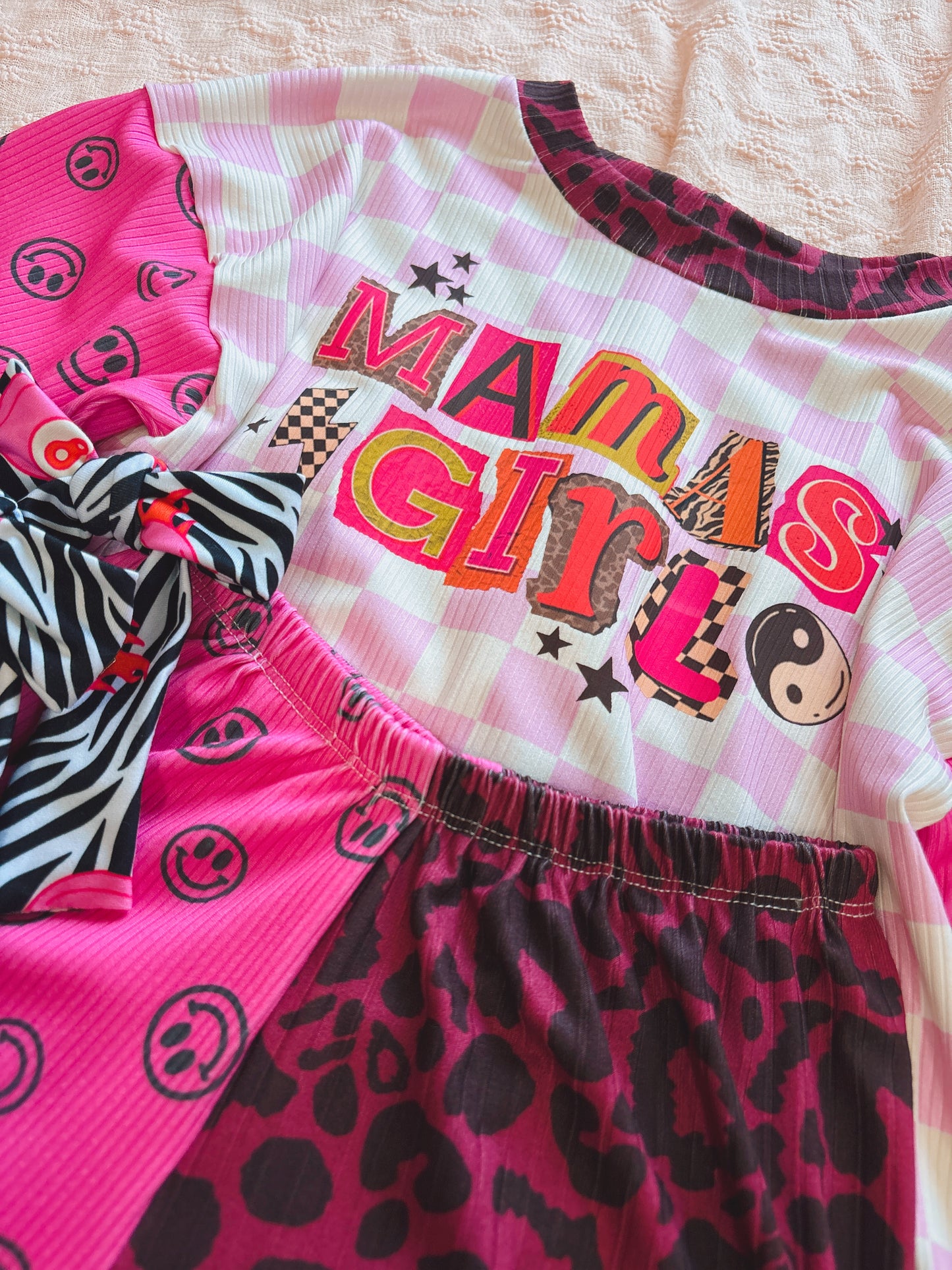 * MAMAS GIRL BOXY + SHORTS