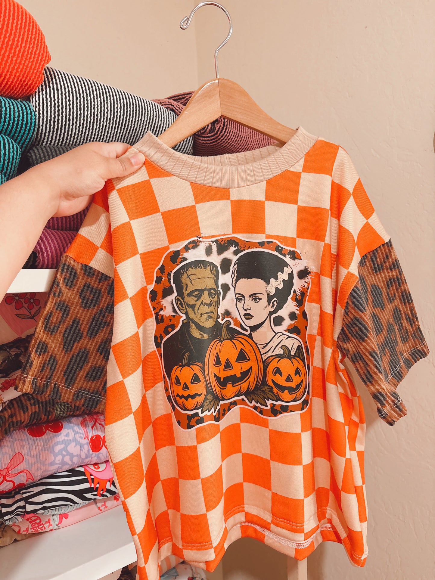 FRANKIE ORANGE CHECKER BOXY