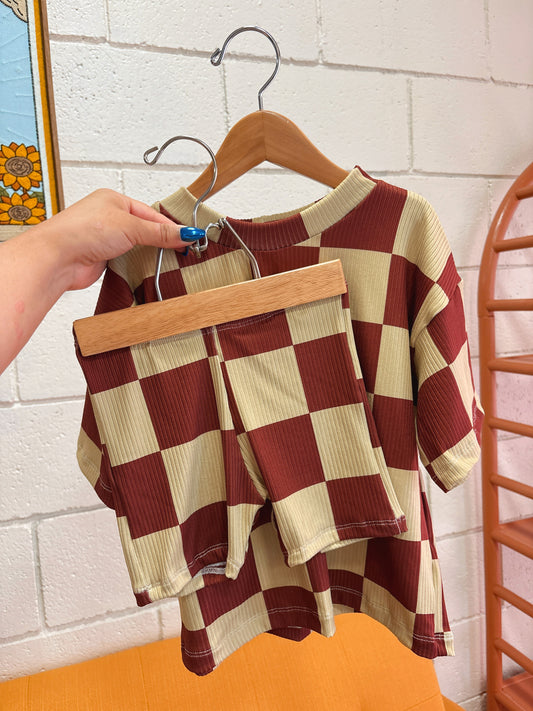 OVERSIZED CHECKER BROWN & SAGE: boxy + bikers
