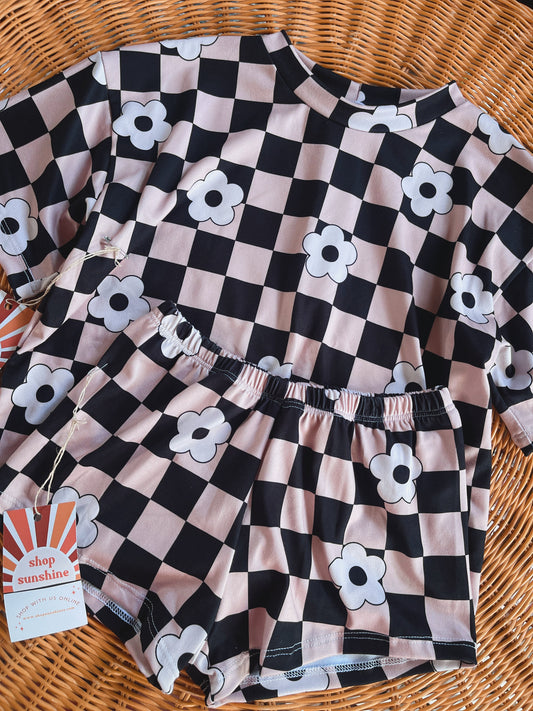 CHECKER FLORAL BOXY + SHORTS
