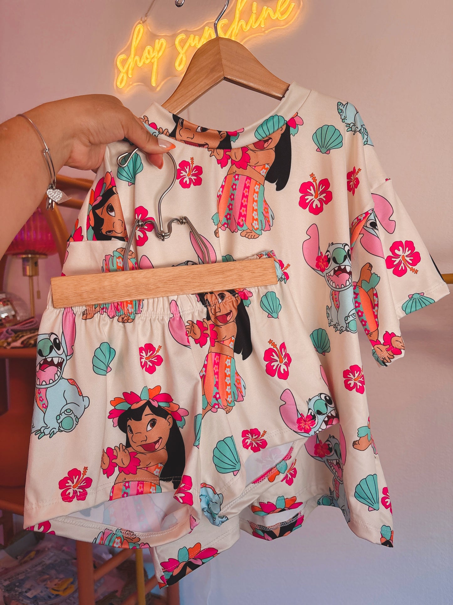 * LILO BOXY + SHORTS SET
