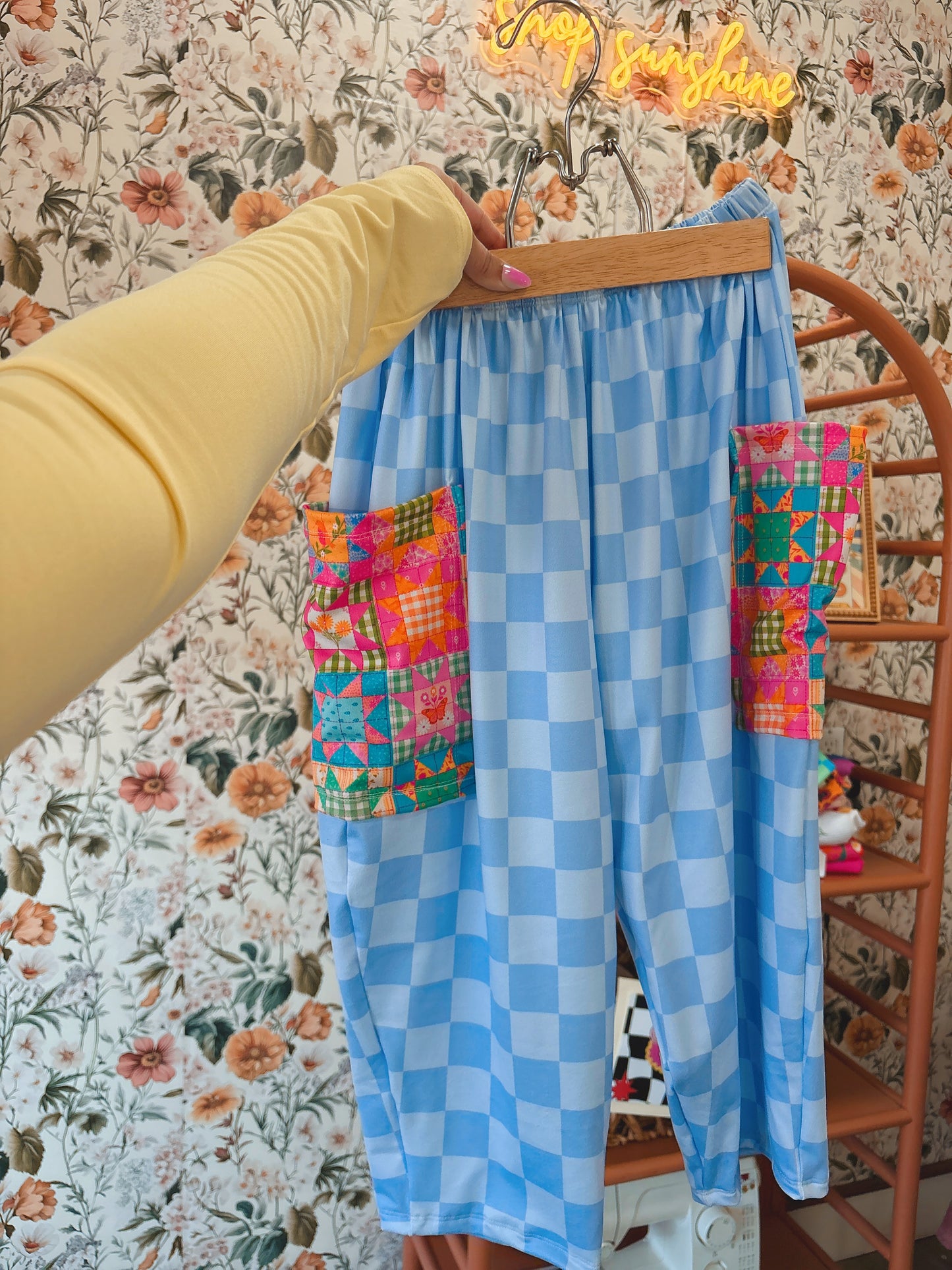 CHECKER QUILT POCKET BARRELS